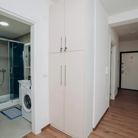 Diana Apartment