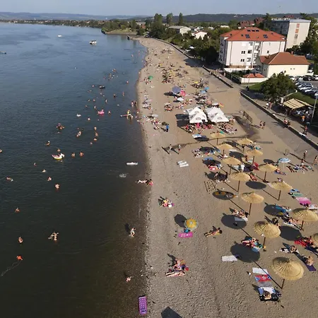 Diana Apartament Cladova